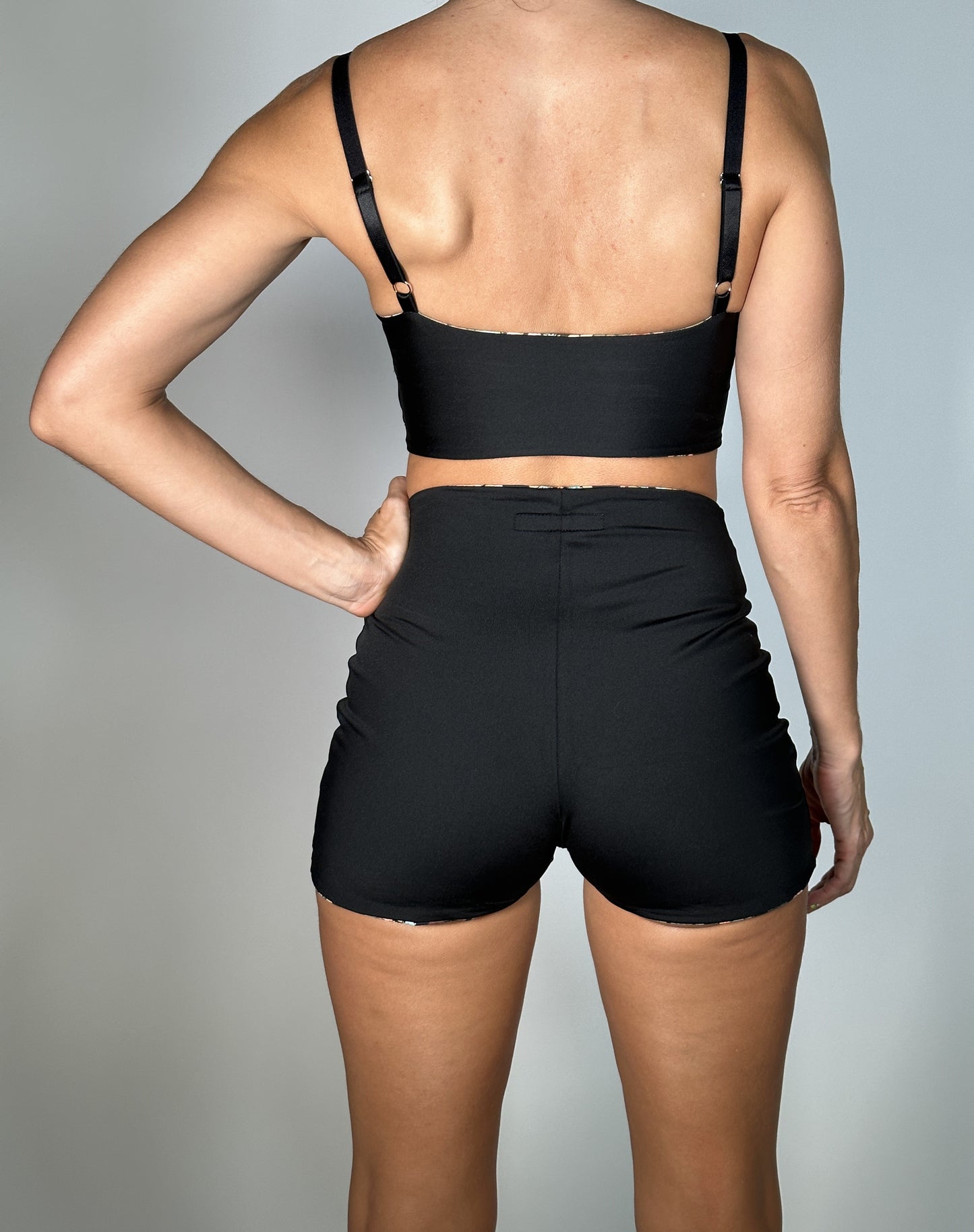 Conjunto Reversible Short + Top "Kathy"
