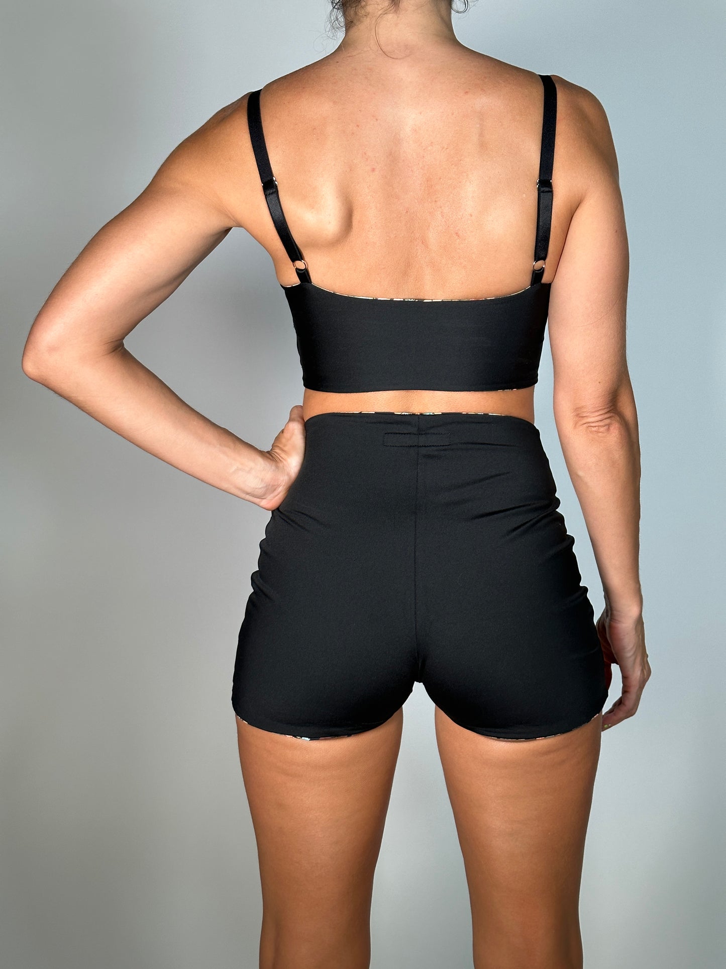 Conjunto Reversible Short + Top "Kathy"